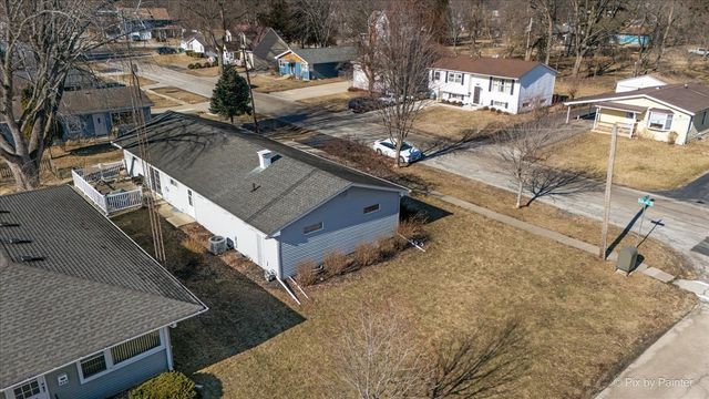 309 W School Street, Plano, IL 60545