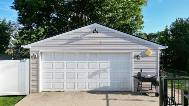 607 13th Avenue SW, Austin, MN 55912