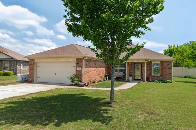 221 Masters Way, Fayetteville, TN 37334
