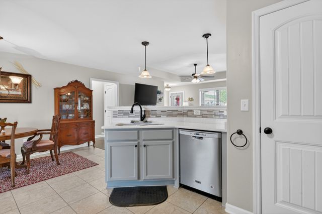 221 Masters Way, Fayetteville, TN 37334