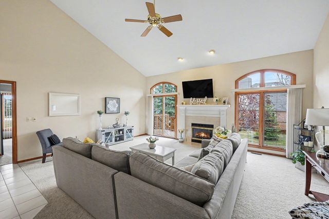 54568 Marissa Court, Shelby Charter Township, MI 48316