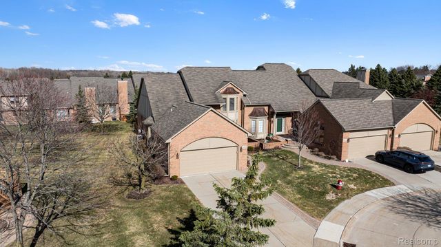 54568 Marissa Court, Shelby Charter Township, MI 48316