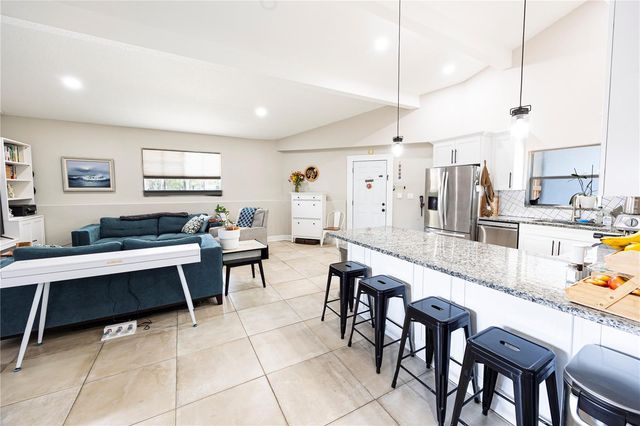 10904 N 15TH STREET, Tampa, FL 33612