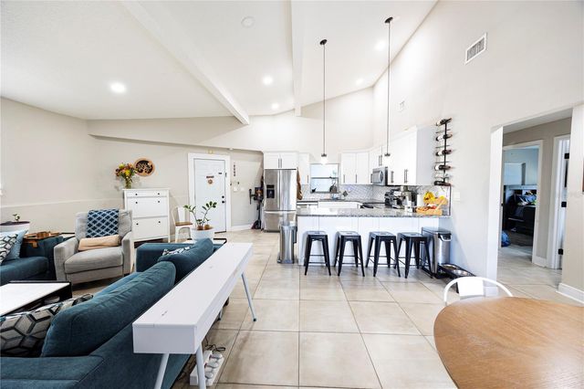 10904 N 15TH STREET, Tampa, FL 33612