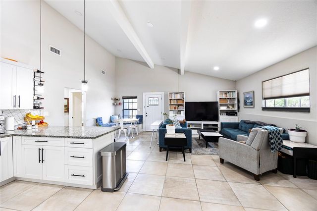 10904 N 15TH STREET, Tampa, FL 33612