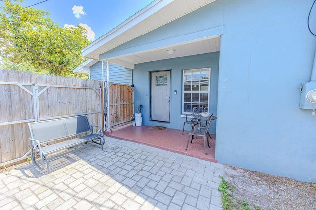 10904 N 15TH STREET, Tampa, FL 33612