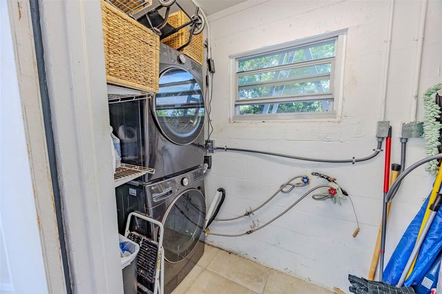 10904 N 15TH STREET, Tampa, FL 33612