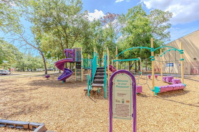 10904 N 15TH STREET, Tampa, FL 33612