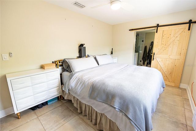 10904 N 15TH STREET, Tampa, FL 33612