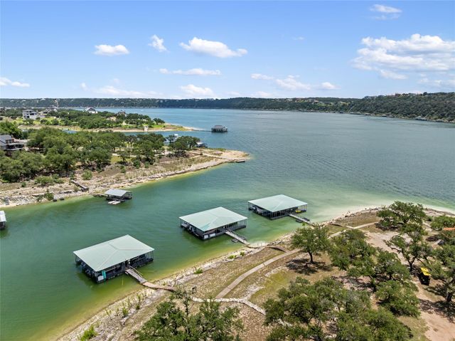 906 Moonlight Bay DR, Spicewood, TX 78669