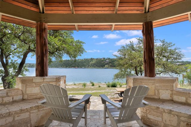 906 Moonlight Bay DR, Spicewood, TX 78669