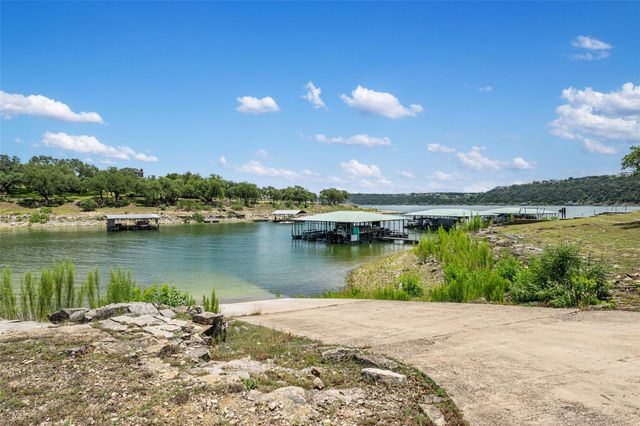 906 Moonlight Bay DR, Spicewood, TX 78669