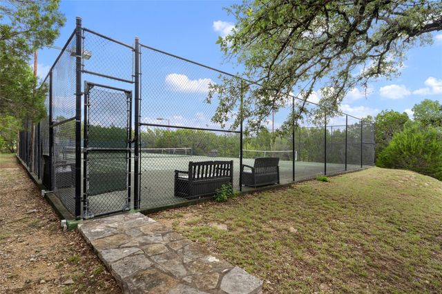 906 Moonlight Bay DR, Spicewood, TX 78669