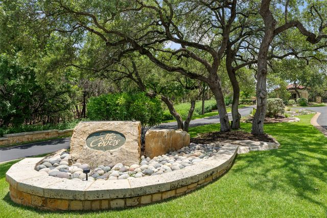 906 Moonlight Bay DR, Spicewood, TX 78669