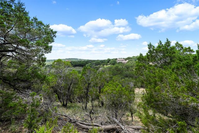 906 Moonlight Bay DR, Spicewood, TX 78669