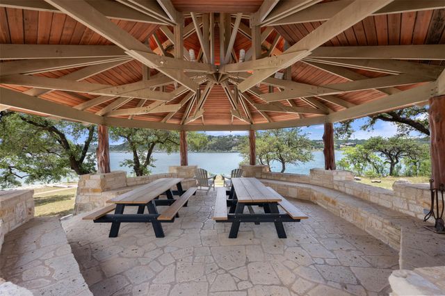 906 Moonlight Bay DR, Spicewood, TX 78669