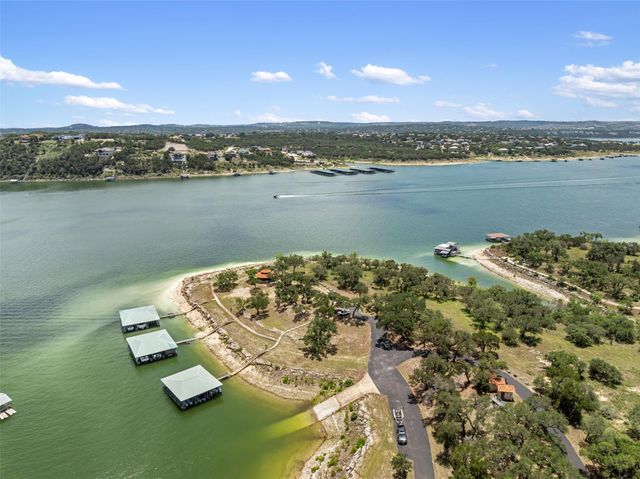 906 Moonlight Bay DR, Spicewood, TX 78669