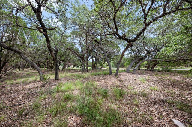 906 Moonlight Bay DR, Spicewood, TX 78669