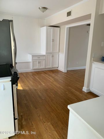 842 CEDAR Street 842, Jacksonville, FL 32207