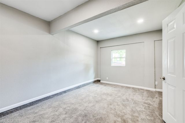 6632 Avalon Drive, Watauga, TX 76148