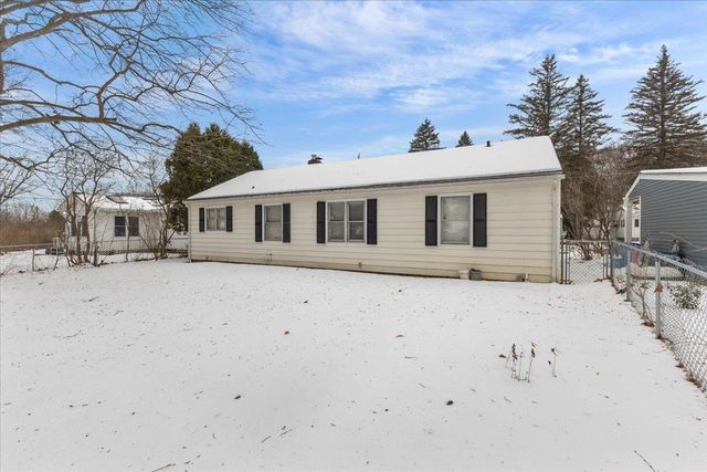 101 Village Green, Burlington, VT 05408