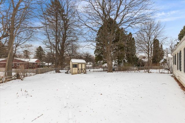 101 Village Green, Burlington, VT 05408