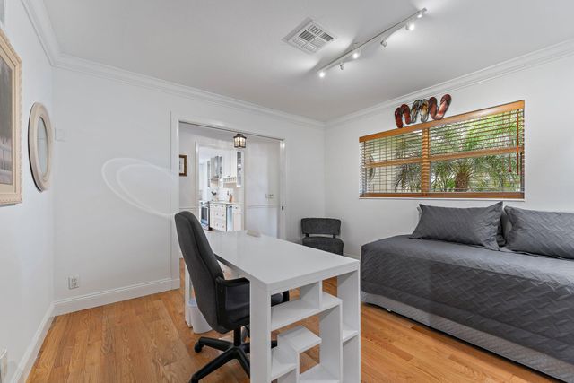 460 Sunrise Way, Juno Beach, FL 33408