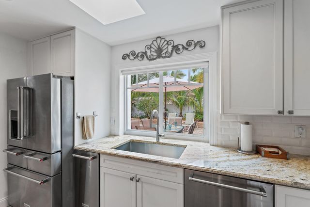 460 Sunrise Way, Juno Beach, FL 33408