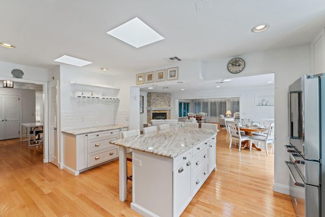 460 Sunrise Way, Juno Beach, FL 33408