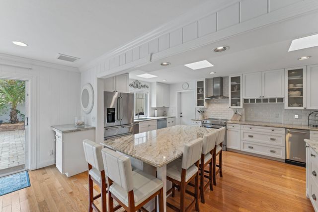 460 Sunrise Way, Juno Beach, FL 33408