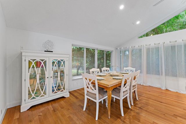 460 Sunrise Way, Juno Beach, FL 33408