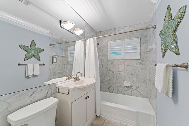 460 Sunrise Way, Juno Beach, FL 33408