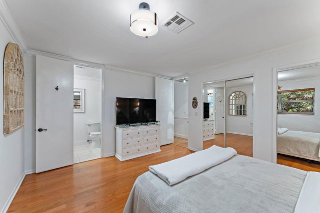 460 Sunrise Way, Juno Beach, FL 33408