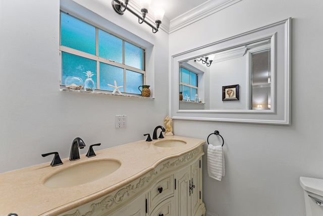 460 Sunrise Way, Juno Beach, FL 33408