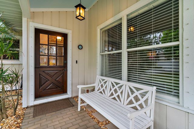 460 Sunrise Way, Juno Beach, FL 33408