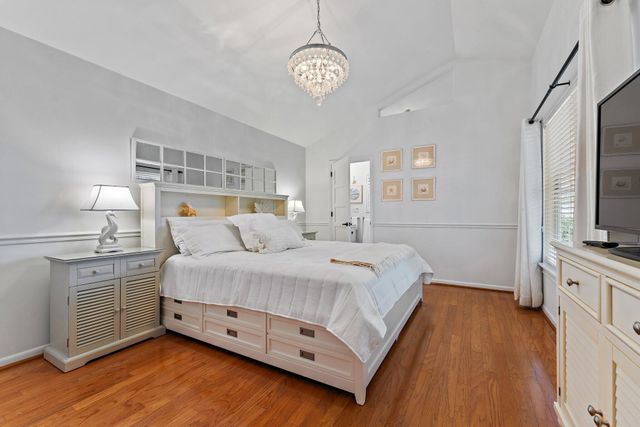 460 Sunrise Way, Juno Beach, FL 33408