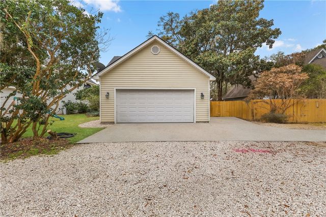 508 Fort King George Drive, Darien, GA 31305