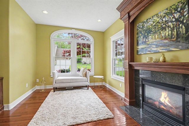 3815 Ravinewood Circle, Grand Rapids, MI 49508