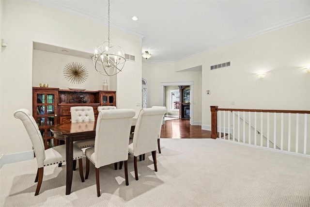 3815 Ravinewood Circle, Grand Rapids, MI 49508