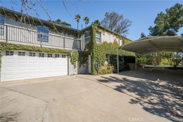 3003 Central Avenue, Riverside, CA 92506