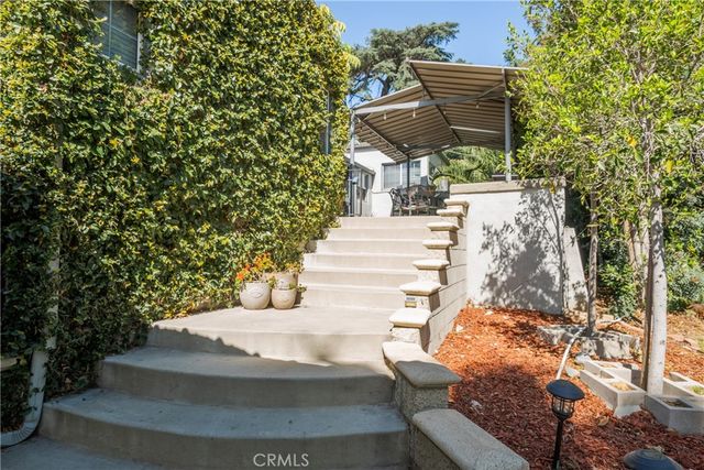 3003 Central Avenue, Riverside, CA 92506