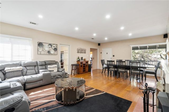3003 Central Avenue, Riverside, CA 92506