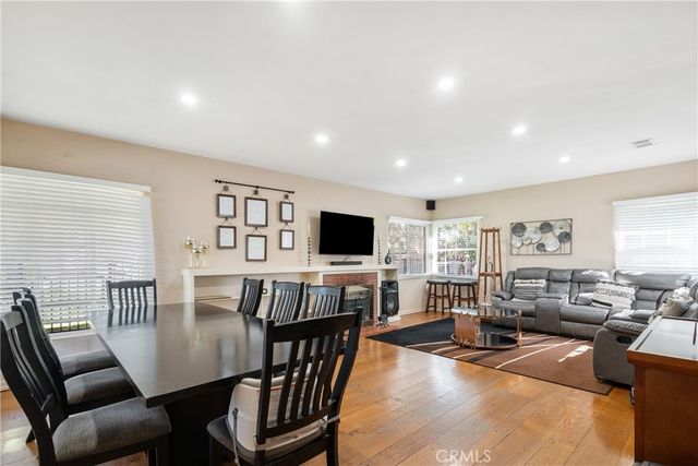 3003 Central Avenue, Riverside, CA 92506