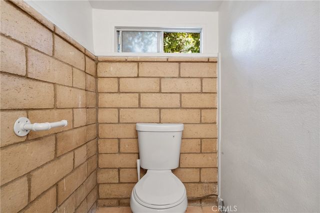 3003 Central Avenue, Riverside, CA 92506