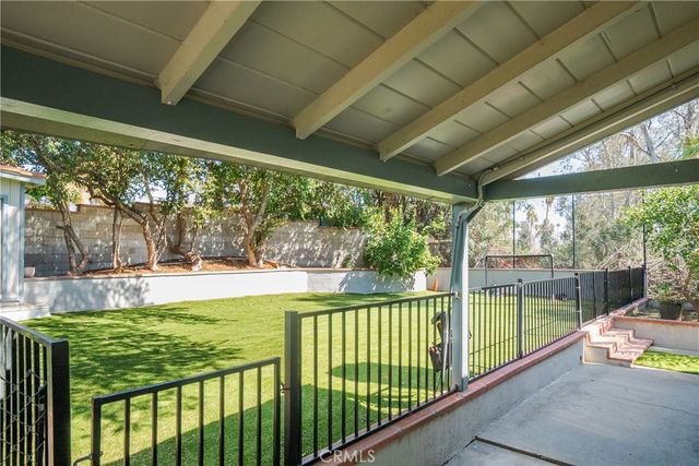 3003 Central Avenue, Riverside, CA 92506