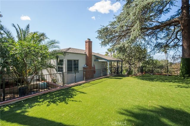 3003 Central Avenue, Riverside, CA 92506