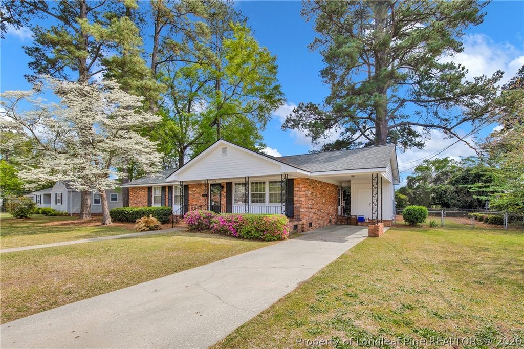 409 W 22ND Street, Lumberton, NC 28358 — photo 2