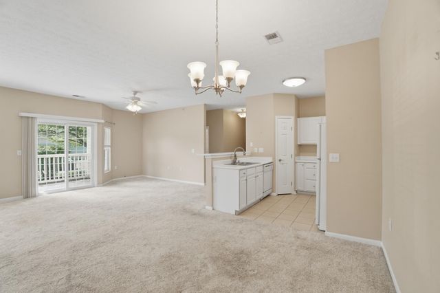 158 Saddlebrook Lane, 319, Florence, KY 41042