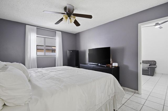 5465 W 27th Lane, Hialeah, FL 33016