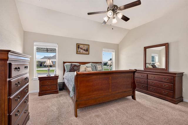 501 Hubbard Circle, Nevada, TX 75173